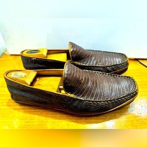 Lightly worn Men’s loafer